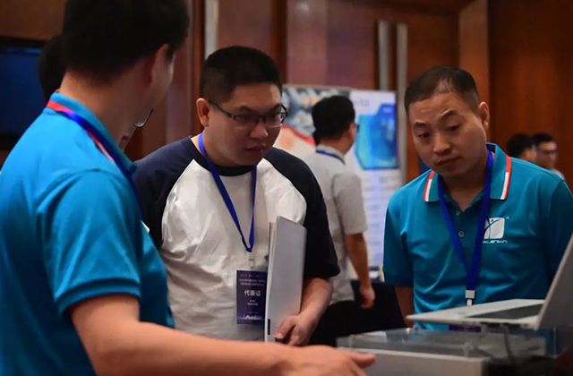 Valenian Attended The Seminar on The Development of Rotor Dynamics