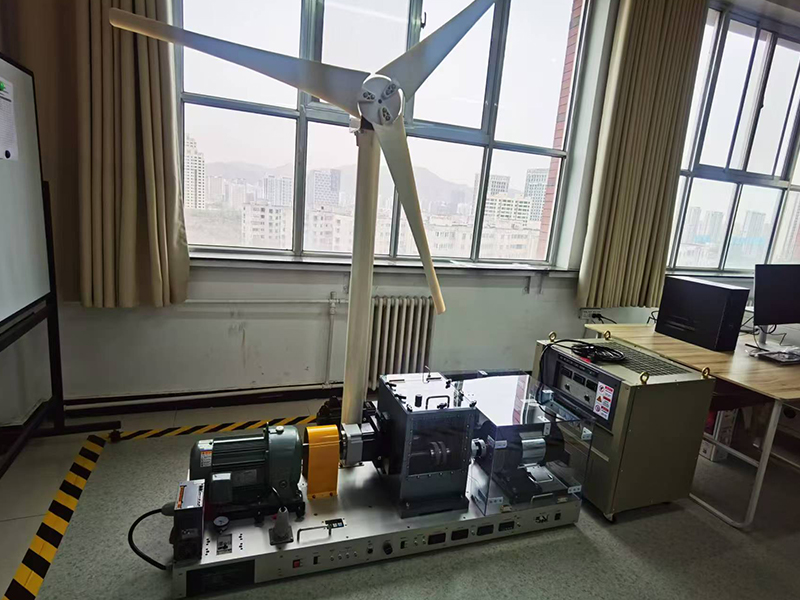 WFD1000 Wind Turbine Drivetrain Diagnostics Simulator