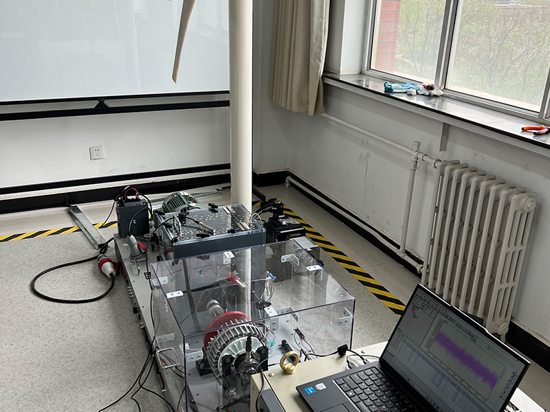 WFD1000 Wind Turbine Drivetrain Diagnostics Simulator